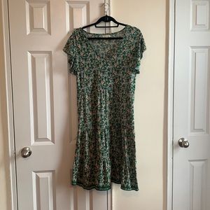 Maxi Studio MIDI Dress - XL